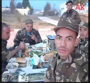 تفاعل الجزائريون 🇩🇿 مع صورة لأفراد من الجيش الجزائري يستعرضون وجبة الفطور