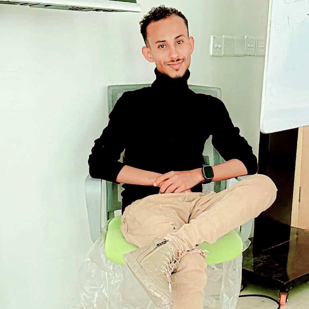 احمد العليمي