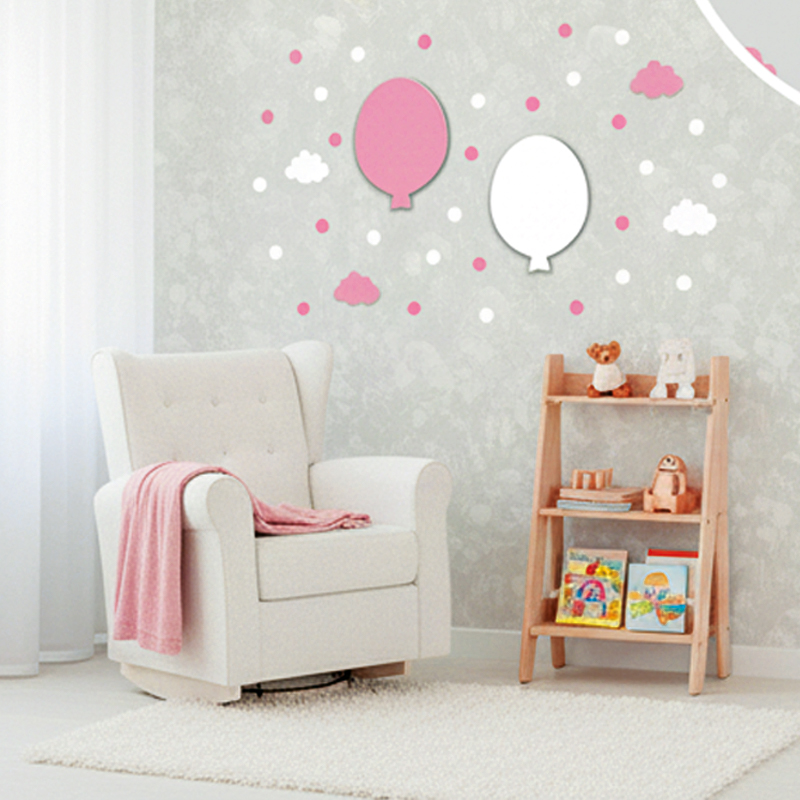 🎈 ديكور جميل للأطفال – بالونات الحفلة والغيوم الوردية الحالمة