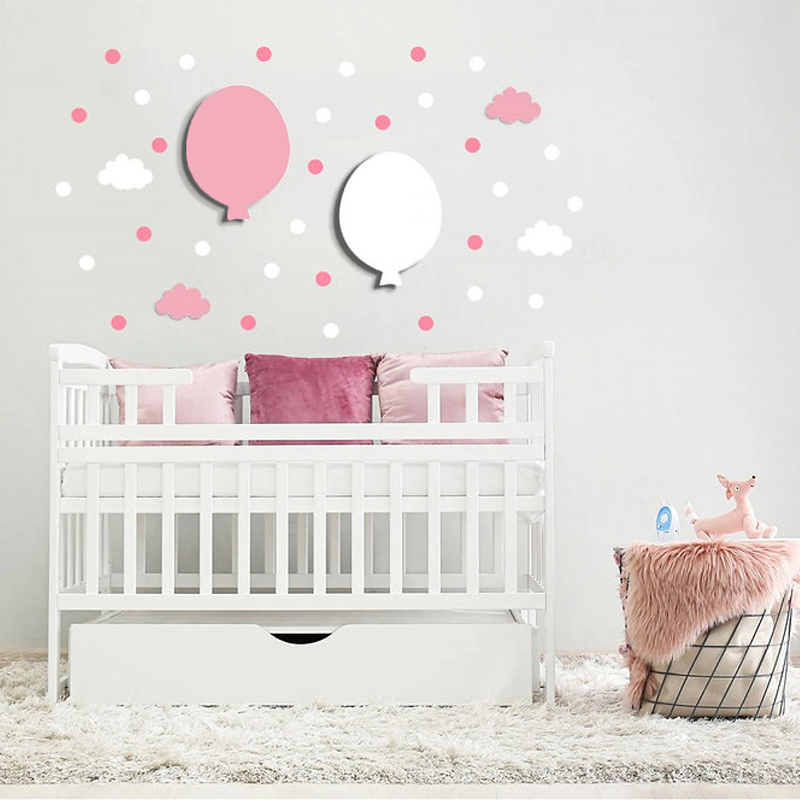 🎈 ديكور جميل للأطفال – بالونات الحفلة والغيوم الوردية الحالمة