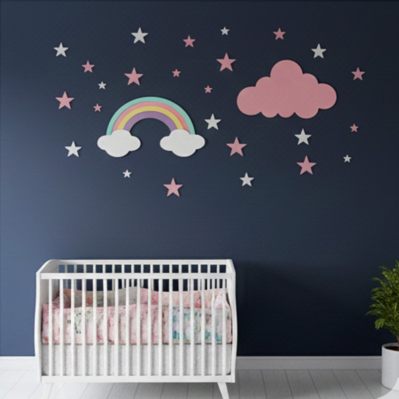 زينة حائطية للأطفال – قوس قزح والنجوم 🌈⭐