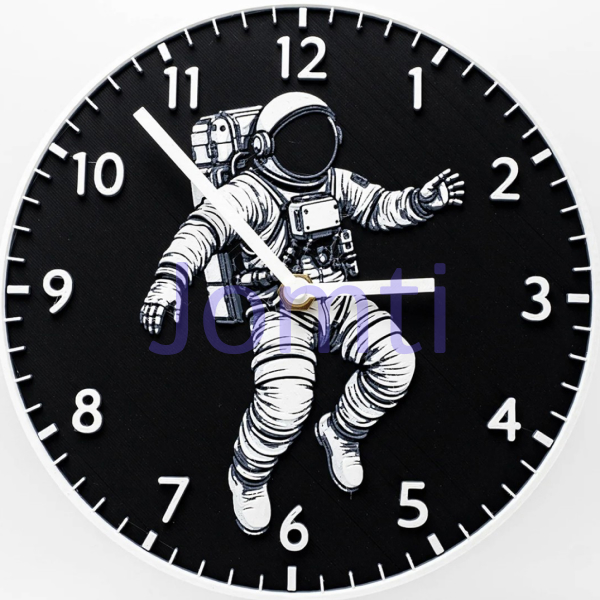 ساعة حائط رائد الفضاء العائم