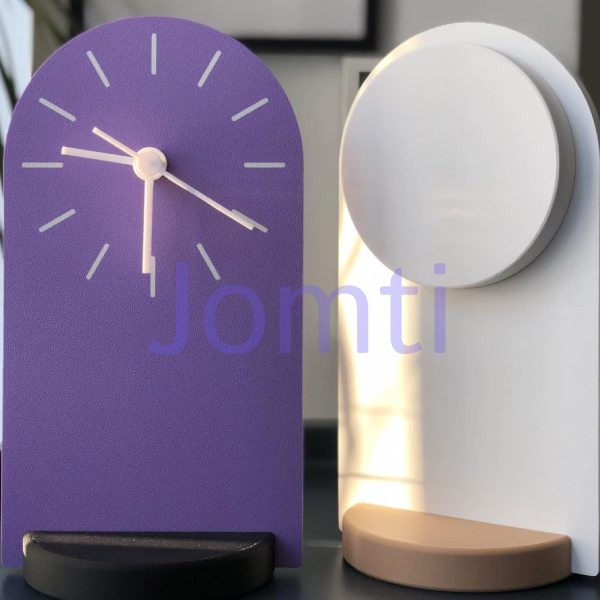 ساعة طاولة تنسجم مع أي ديكور