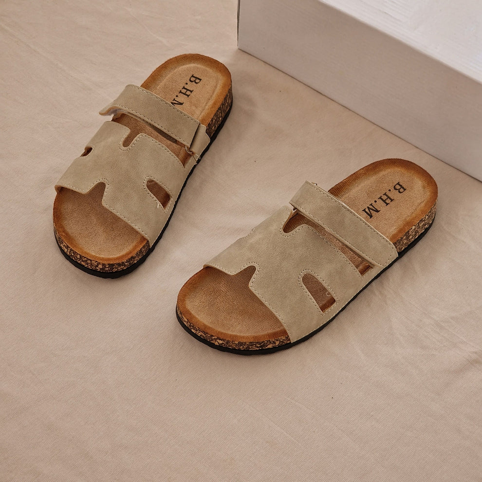 شبشب مريح وأنيق للنساء - مثالي للارتداء اليومي