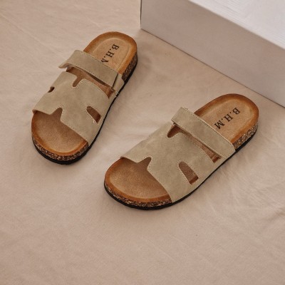 شبشب مريح وأنيق للنساء - مثالي للارتداء اليومي