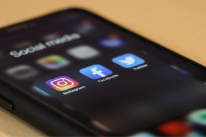 « Payer ou consentir » : Meta fonce droit dans le mur européen