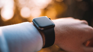 Apple Watch : une nouvelle IA peut détecter les problèmes de santé du porteur