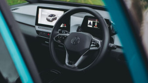 4 failles Bluetooth touchent des millions de voitures Mercedes, Volkswagen et Skoda