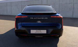 3 infos sur la première voiture 100 % électrique d’Emmanuel Macron