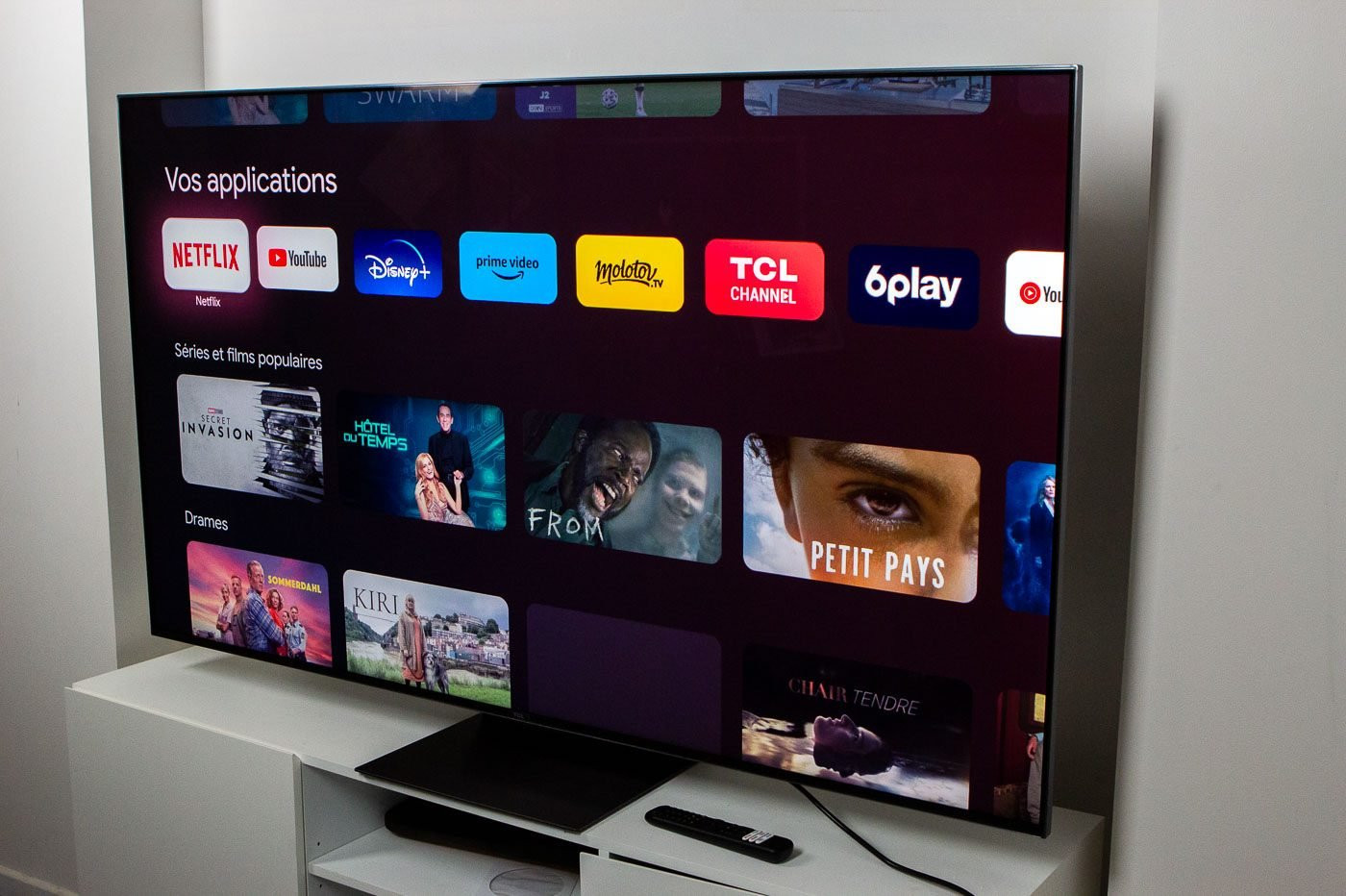 Test du TCL 65C845 : le téléviseur mini-LED à 1 000 euros qui met tout le monde d’accord