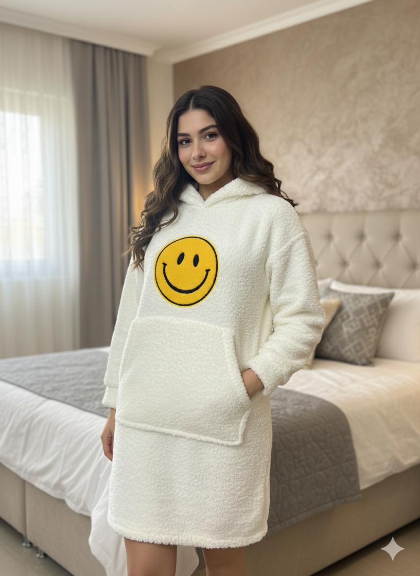 طقم نسائي أنيق باللون البيج ستايل زاز