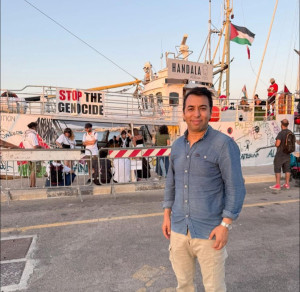 بعد اعتراض السفينة “حنظلة”.. البقالي يطمئن والدته في أول مكالمة منذ اختطافه