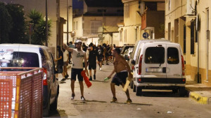 بعد الاعتداء على مغاربة.. تحقيق قضائي مع زعيم “فوكس” في مورسيا بتهمة التحريض