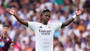 تعثر مفاوضات تجديد عقد فينيسيوس جونيور مع ريال مدريد