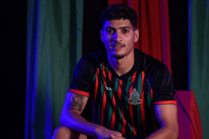 الجيش يتعاقد مع التونسي الحباسي