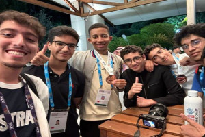 تتويج الفريق الوطني بـ"أولمبياد الرياضيات" بأستراليا يتقدّم بترتيب المغرب