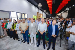 الركوب على المآسي يزعج "الأحرار"