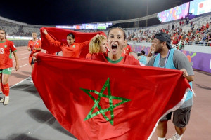 لقب "كان السيدات" يجذب اللبؤات