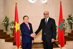 ولد الرشيد يلتقي رئيس الجمعية الفيتنامية