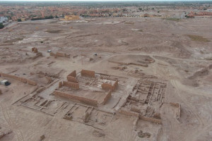 تنقيبات سجلماسة تكشف عن أقدم مسجد مؤرخ وكنوز أثرية في المغرب