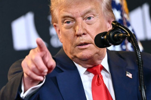 ترامب يهدد روسيا بـ"عواقب وخيمة"