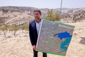 إسرائيل تزيد مستوطنة بالضفة الغربية