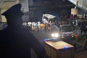 تعليق بث 4 قنوات تلفزيونية في الجزائر