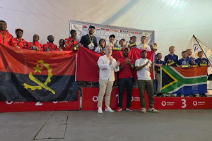 منتخب الأوبتمست يتألق في تنزانيا