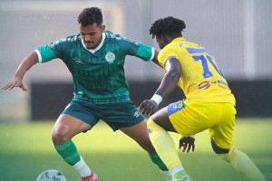 الرجاء ينهزم وديا أمام نهضة الزمامرة