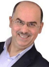 لاريجاني في بغداد غيره في بيروت