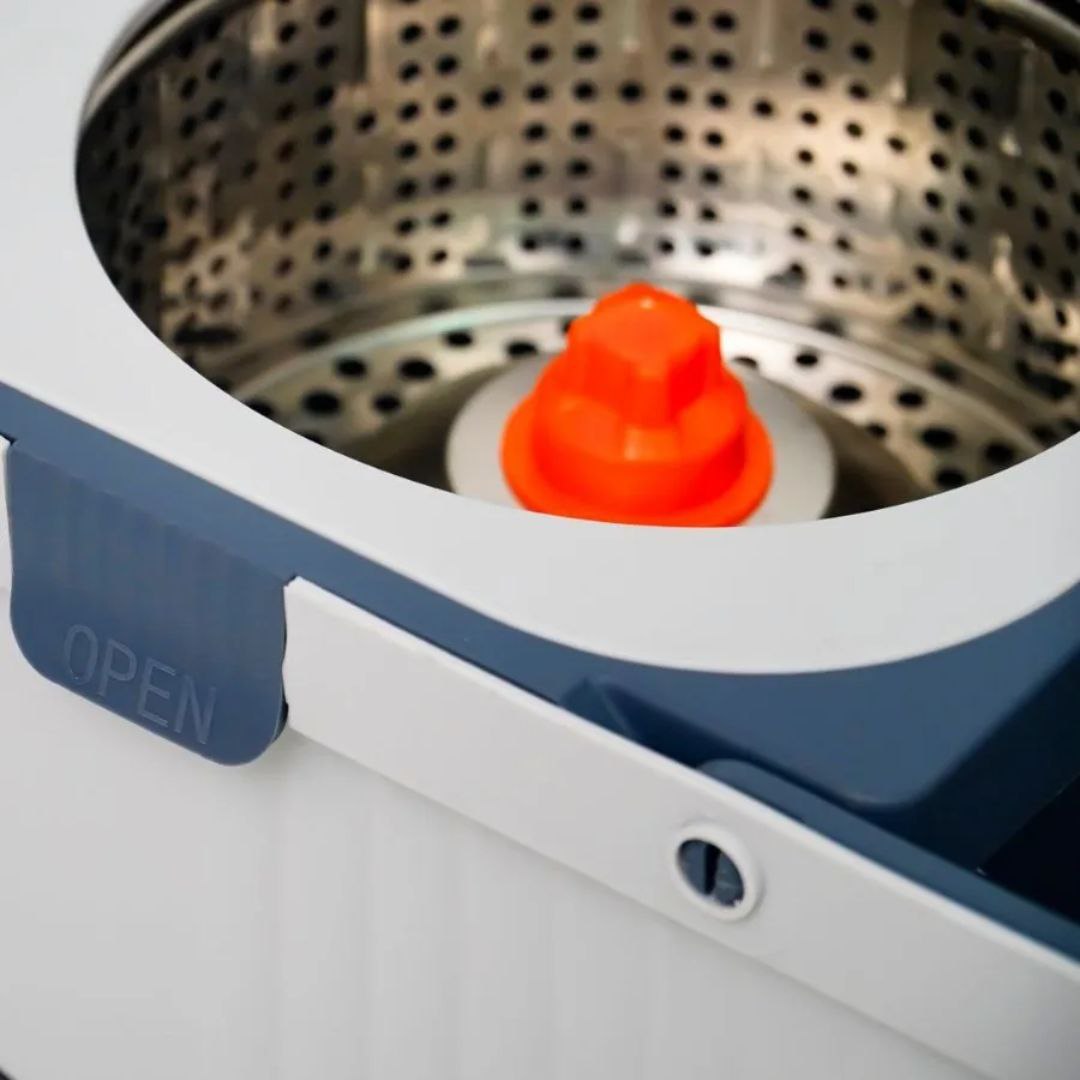 طقم مسح فاخر بذكاء التصميم وأناقة الاستخدام