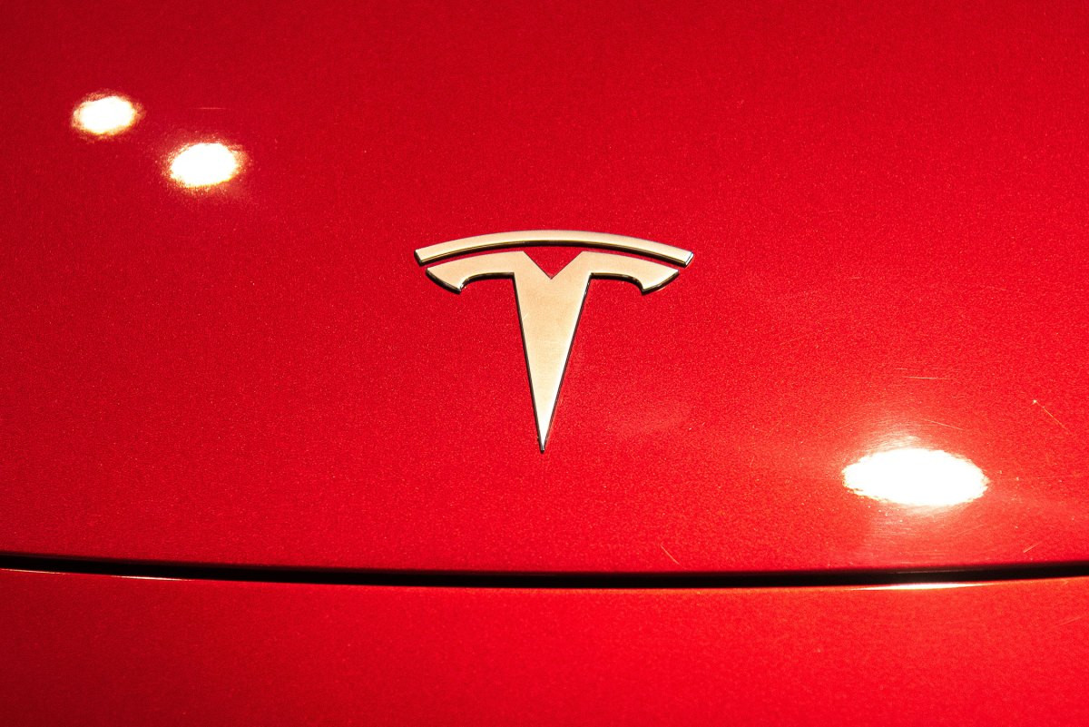 Tesla wants to bring robotaxis to San Francisco. Here’s what’s standing in the way.