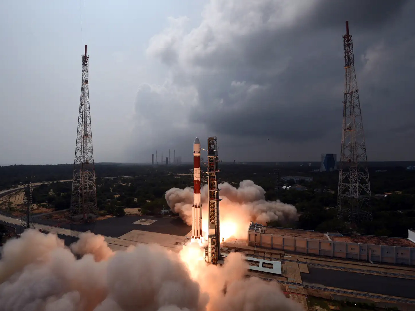 ISRO Transfers Five Technologies to Indian Firms Through IN-SPACe | AIM