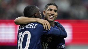 حكيمي: “أنتم تقررون من الأفضل”