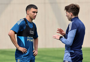 سندرلاند يتحرك لضم بلال الخنوس..ويستهام و موناكو يترقبان