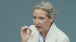Protesters drown out live interview with AfD leader Alice Weidel