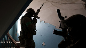 Ukraine arrests anti-corruption officials over alleged Kremlin links