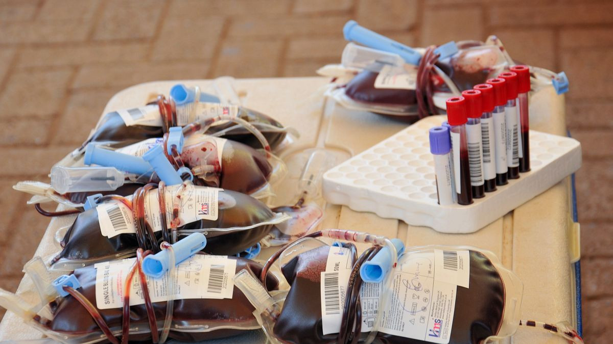 Major hospital in Portugal postpones surgeries due to low blood supply