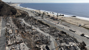 Study: Social media boosts climate conspiracies over emergency alerts