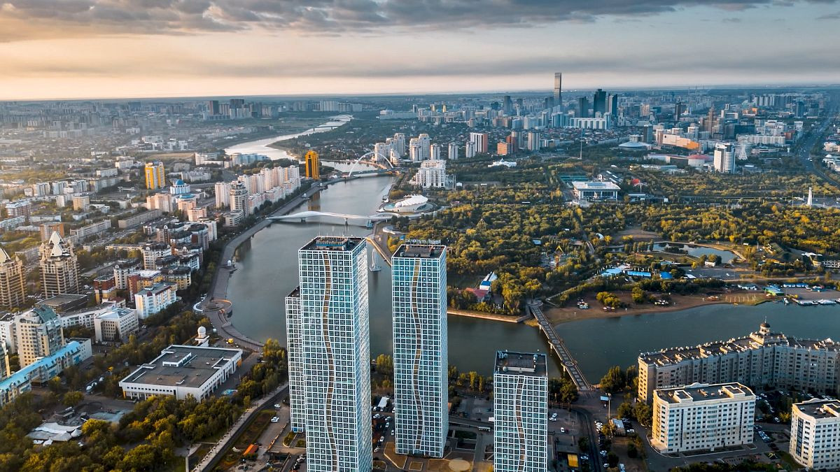 Kazakhstan is drawing foreign direct investment, even as global FDI flows slow. Here’s how: