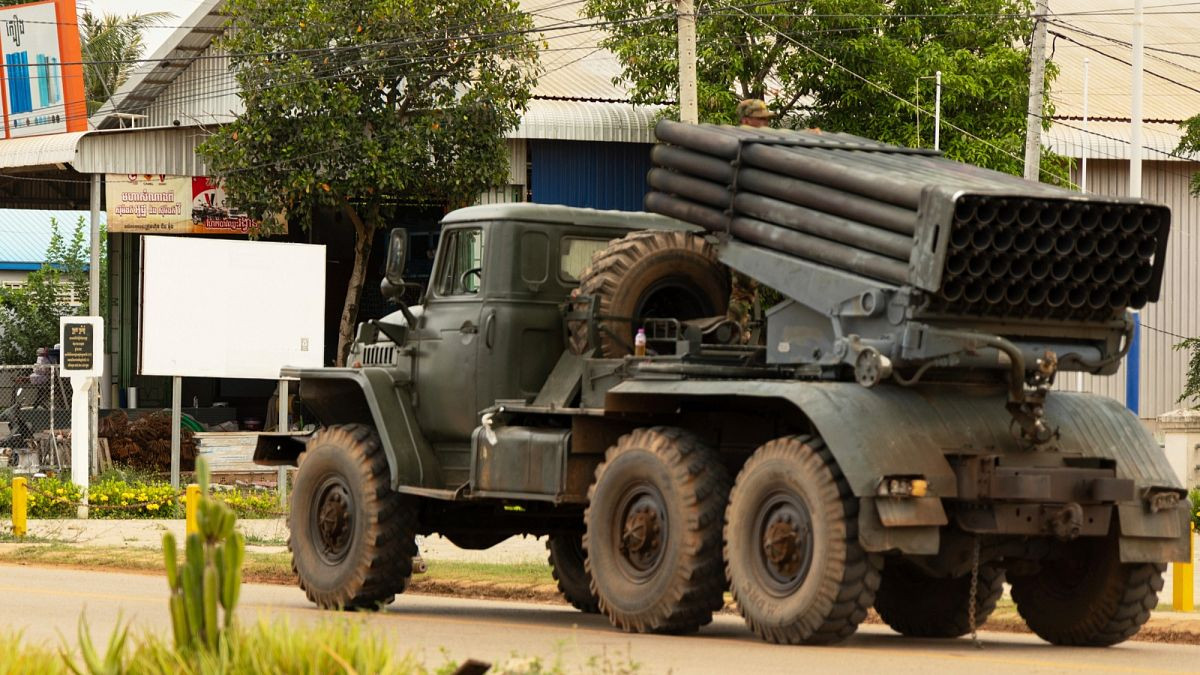 Thailand and Cambodia meet for ceasefire talks as clashes continue