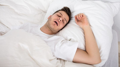 Staying up late on the weekends could make your sleep apnoea worse