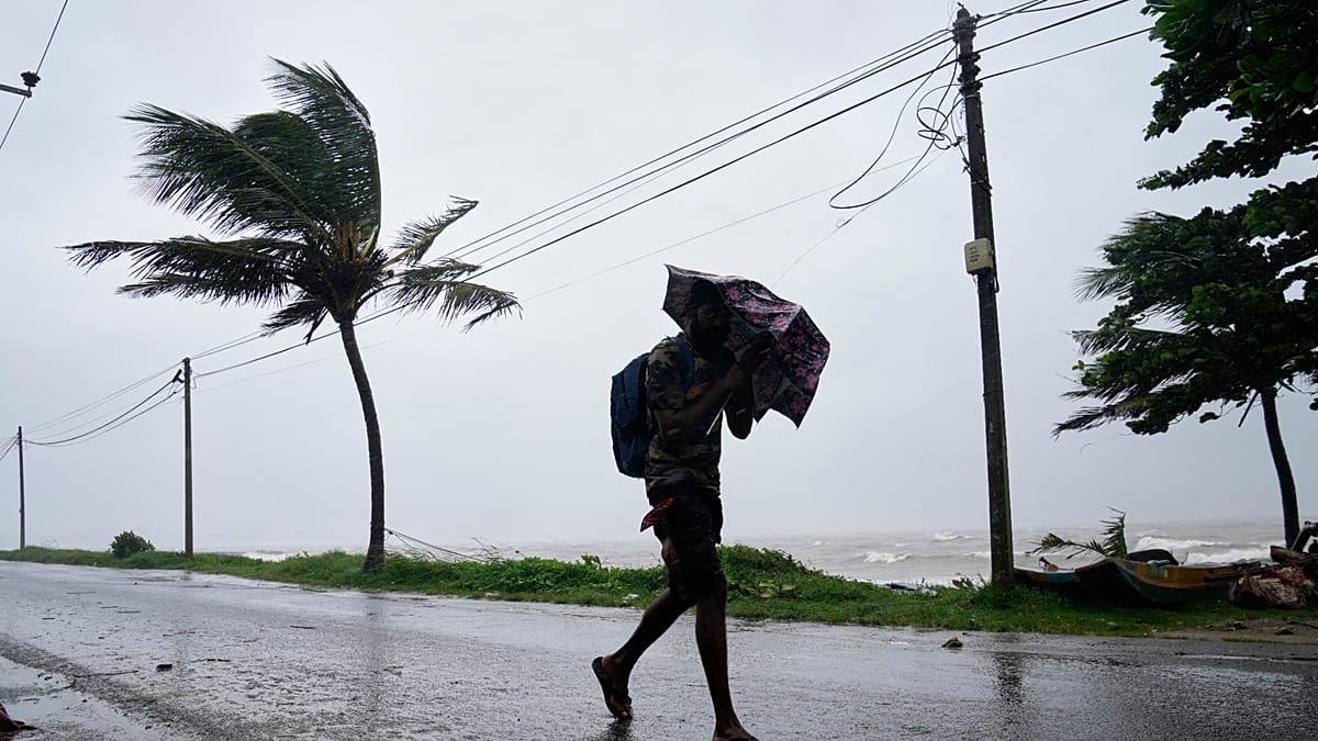 Video. More than 40 dead as heavy rains trigger landslides and floods across Sri Lanka