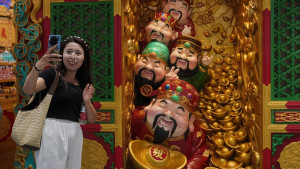 Chinese economy grows at a 5.2% annual pace despite trade war