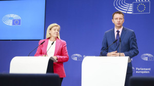 EU budget: Parliament revolts against Commission proposal