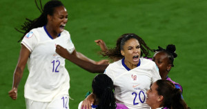 Euro féminin : «Pas du tout de complexe d’infériorité», les Bleues ont hâte de se frotter à l’Allemagne en quarts de finale