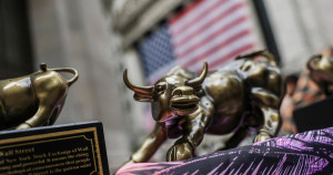 Wall Street termine en hausse, nouveau record du Nasdaq