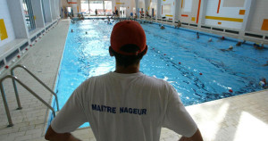 Bouches-du-Rhône : un homme interpellé après avoir filmé un enfant à son insu dans une piscine municipale