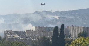 Incendie à Marseille : le préfet «assume» ses décisions face aux critiques des sinistrés