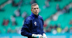 Mercato : un gardien de Ligue 1 remplace Martinez à Aston villa